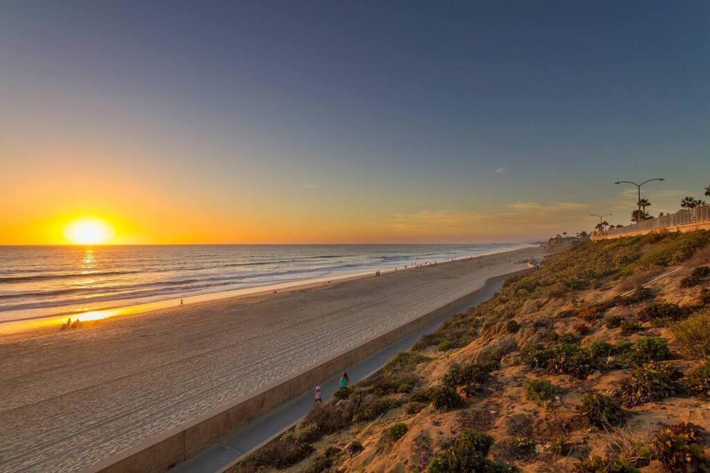 Great Group Retreat! Hacienda Decor, Spacious Floor Plan, Private Backyard Carlsbad Exterior foto