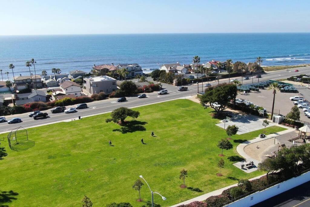 Great Group Retreat! Hacienda Decor, Spacious Floor Plan, Private Backyard Carlsbad Exterior foto